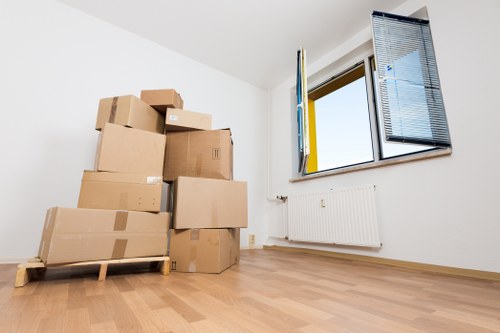 Secure long-term storage units in Holborn for home and business items